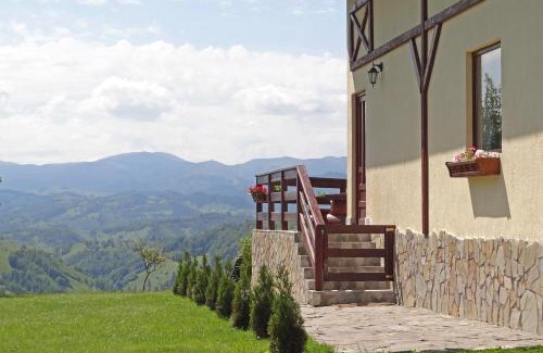 Moieciu Villa | Pension Nea Marin