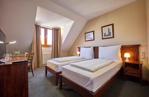 Trnava Bed & Breakfast | Pension & Restaurant PATRIOT Trnava
