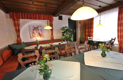 Ebensee House | Pension Sybille