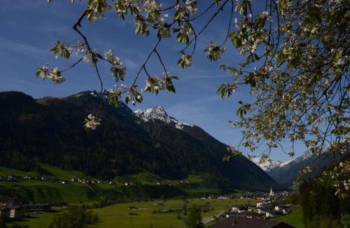 Neustift Im Stubaital House | Pension Tina