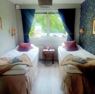 Almsta House | Pensionat Kanalvillan