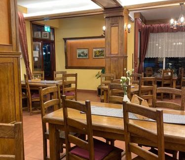 Ciucea House | Pensiune Restaurant ROUTE60