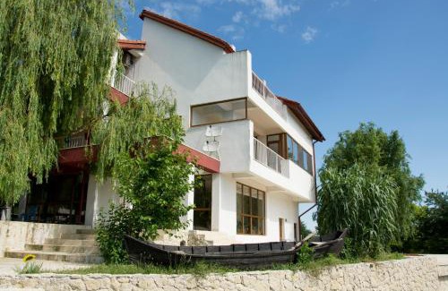 Bestepe House | Pensiunea 4 Salcii