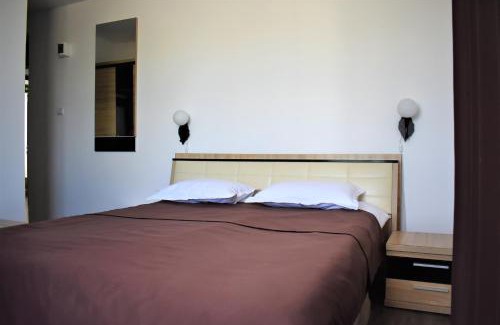 Corbii Mari House | Pensiunea Alexandra