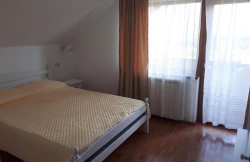 Corbeni House | Pensiunea Annalisa