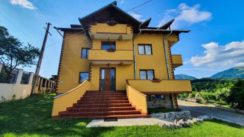 Corbeni House | Pensiunea Annalisa