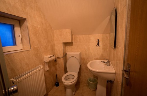 Lunca Bradului House | Pensiunea Cabana Sestina
