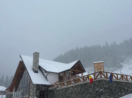 Damuc House | Pensiunea Colț de Rai