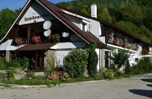 Riu de Mori House | Pensiunea Dumbrăvița