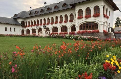 Izvoru Muresului House | Pensiunea Gentiana