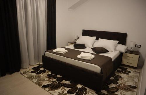 Pietroasa House | Pensiunea GOLD Wellness&Spa