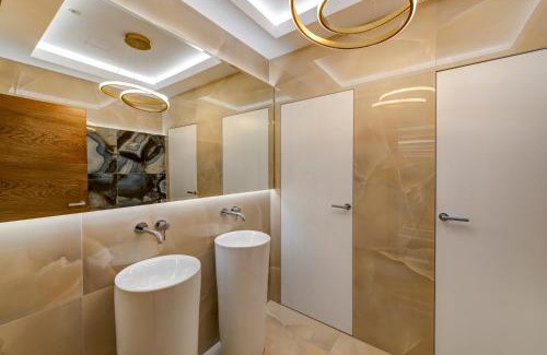 Blaj House | Pensiunea Montana Popa