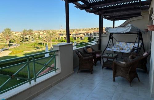 Ad-Dab'ah House | Penthouse in La Vista Bay