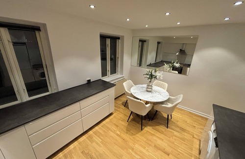 Taarnby Municipality Condo | Penthouse Apartment