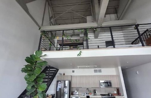 East Village Apartment | Penthouse loft apartment in downtown San Diego with WiFi, fitness room