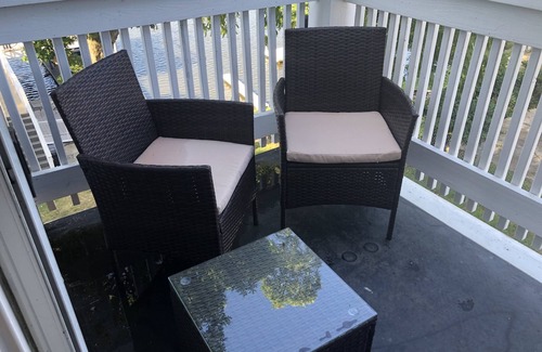 Monticello Apartment | Penthouse on the lake, walking distance from Indiana Beach