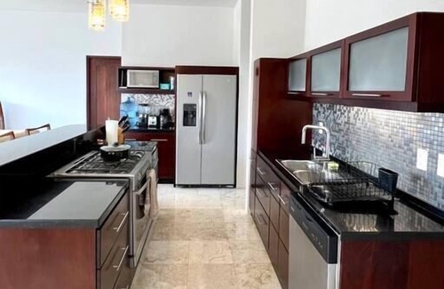 Francisco Uh May Apartment | Penthouse - Private - Pool & Heated Jacuzzi & Rooftop A3022B