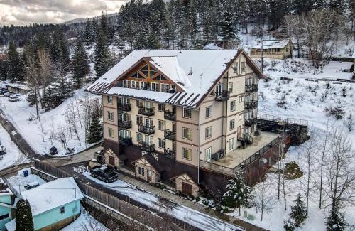 Kellogg Apartment | Penthouse Studio w Mtn Sunrise Views & Near Silver Mtn