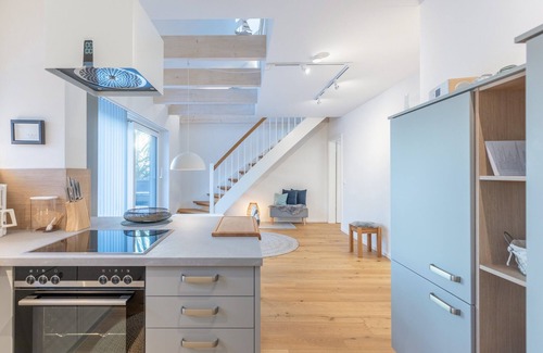 Zentrum Apartment | Penthouse Tine vacation apartment in Husum for up to 3 people