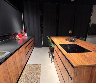 Emek HaMaayanot Apartment | Penthouse Valley