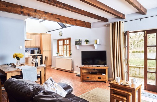 Llanybri Cottage | Penuwch Boathouse , Cosy rural cottage for families with heated indoor pool
