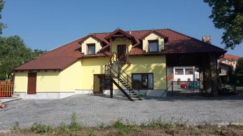 Zdice Apartment | Penzion AMÁLKA Černín