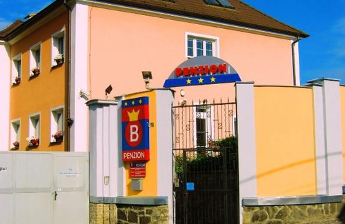 Sedlcany House | Penzion BOWLING Sedlcany