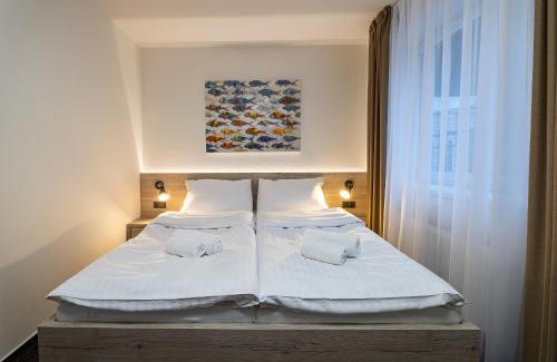 Dolany House | Penzion Pod Kartouzkou