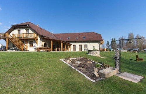 Luznice House | Penzion Rožmberk