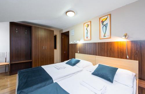 Vrable House | Penzion Siesta