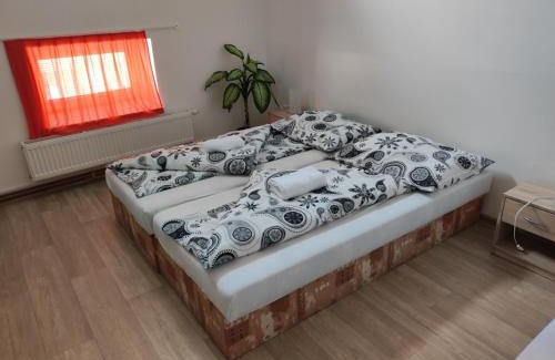 Znojmo House | Penzion U Hradeb