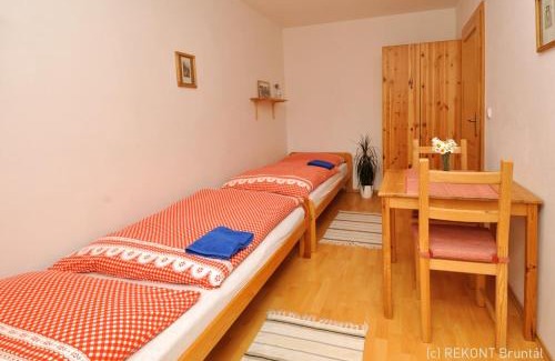 Karlova Studanka House | Penzion u Vodopádu