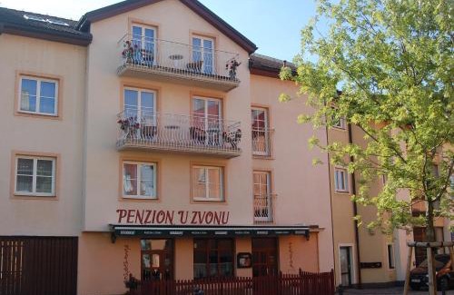 Novy Jicin House | Penzion U Zvonu