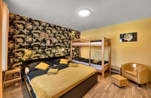 Ricany House | Penzion V Roklich & Apartmens V Roklich