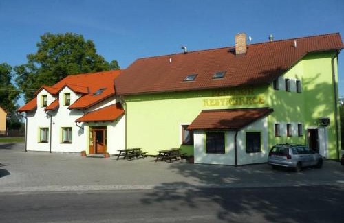 Hlinsko House | Penzion Zlata studna