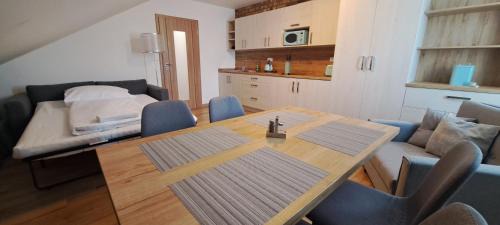 Hlohovec House | Penziony Vinařství Rodiny Buriánkovy