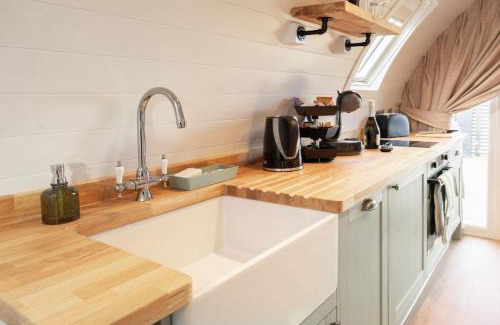 Hagwothingham Cabin | Pepperwood Pods
