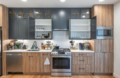 North Queen Anne House | Perch - The Ashworth 69