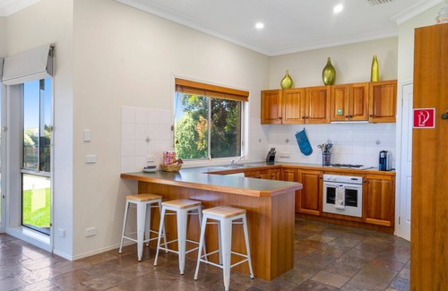 Mount Martha House | PERCHED HIGH ON THE HILL