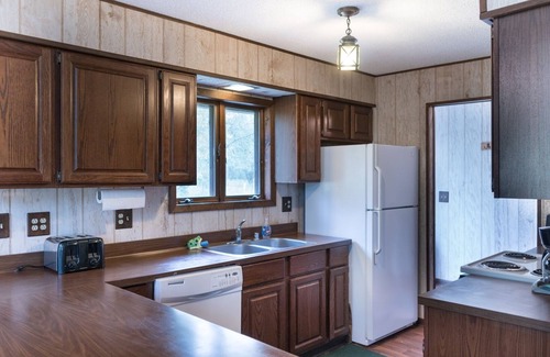 Branch Cabin | Pere Marquette River Fishing Cabin 1