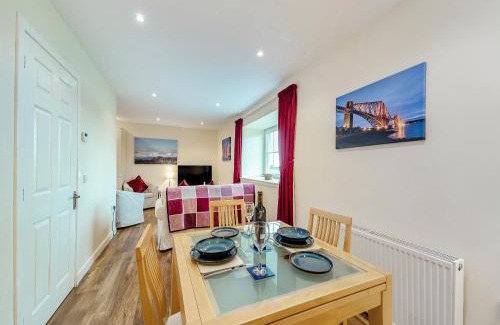 Fintry House | Peregrine Cottage