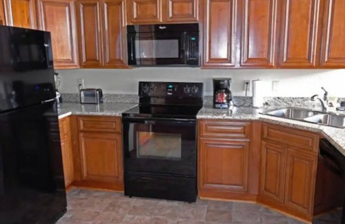 Bandera Condo | Perennial VC Bandera 1A