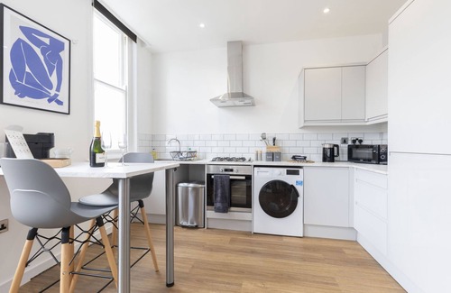 Cheltenham Apartment | Perfect apartment for city stay