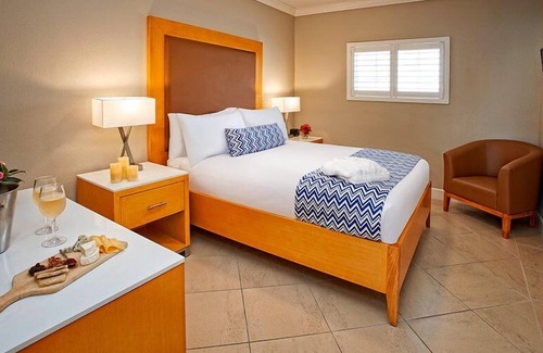 Philipsburg House | Perfect Beach Getaway! 4 Units, Swimming Pools, Free Parking, Balcony with View!