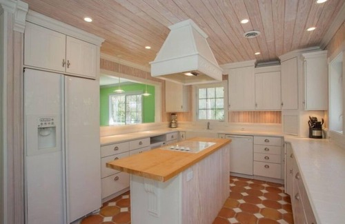 Englewood House | Perfect Beach House, Waterfront on Lemon Bay ; Walk To Private Gulf Beach.