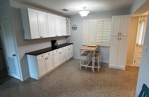 Wilbur-By-The-Sea House | Perfect beachside bungalow vacation for Snowbirds, family, or professional.