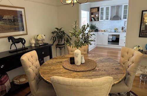 Bacchus Marsh Cottage | Perfect Country Escape.