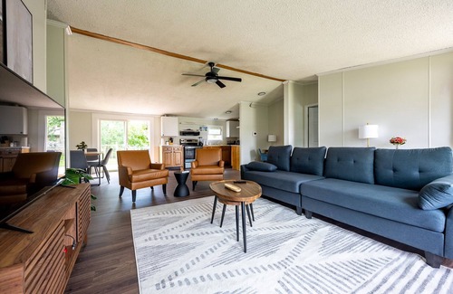 Prairieton House | Perfect for Extended Stays! 3BR