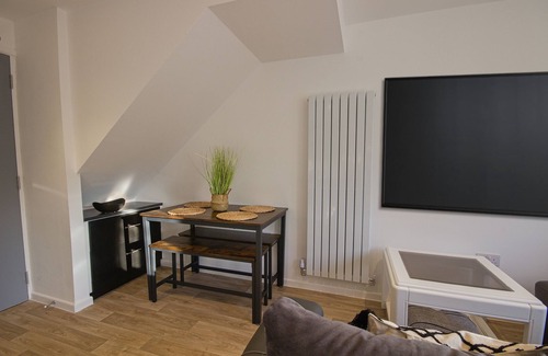 Luton House | Perfect for Hospital staff/Contractors/Relocators