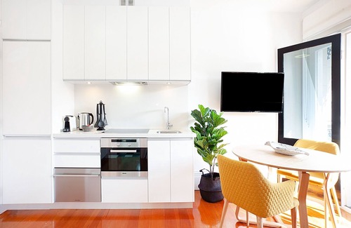 Glebe Apartment | Perfect Located Comfy Studio with Balcony